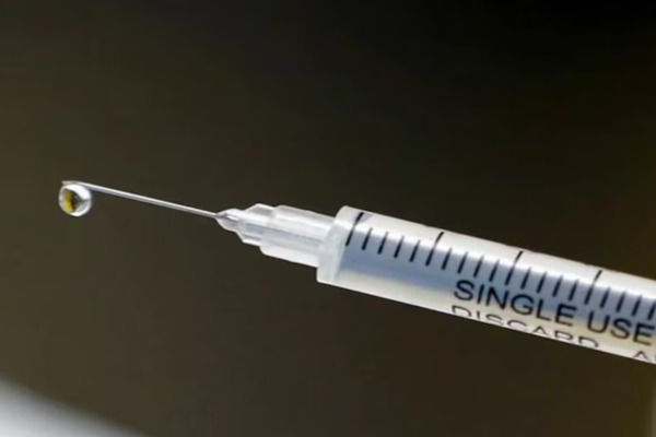 noida district hospital