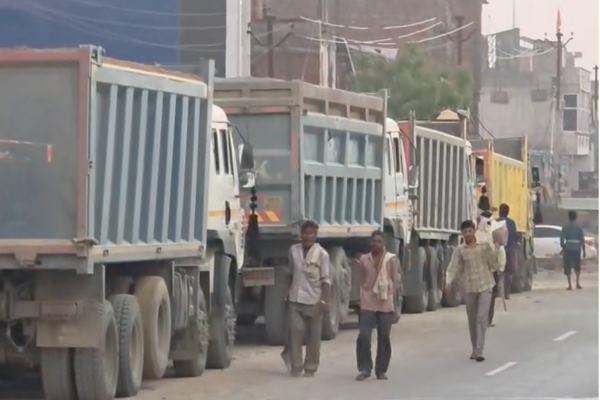 unnao overloaded vehicles arto