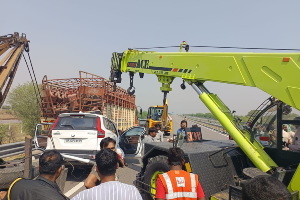 bundelkhand expressway scorpio