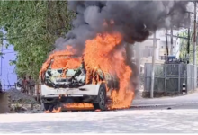 mahindra xuv catches fire