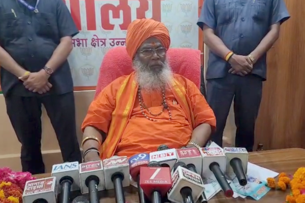sakshi maharaj attacks rahul