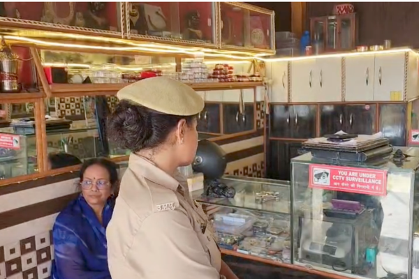unnao jewellery shop loot
