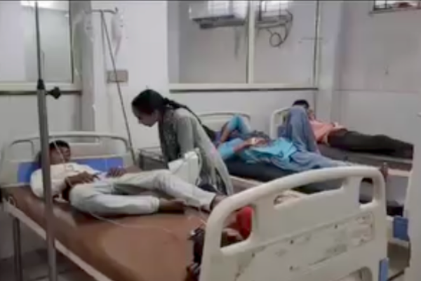 badaun bisouli food poisoning