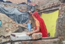badaun house collapse heavy