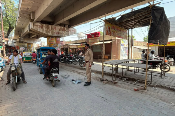 badaun traffic jam encroachment