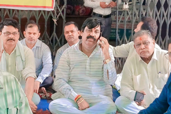 bareilly document writers protest