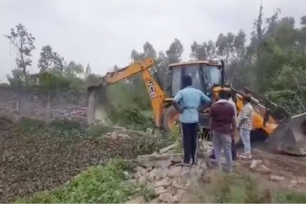 sitapur bulldozer action