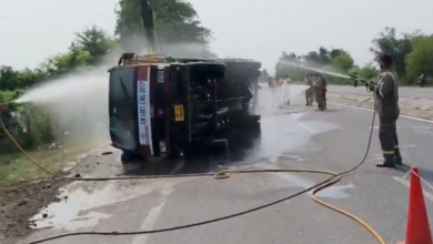 sitapur cng truck overturns