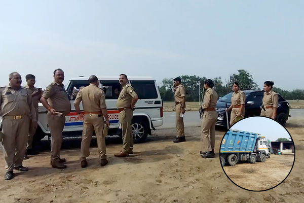 unnao dumper hit bike