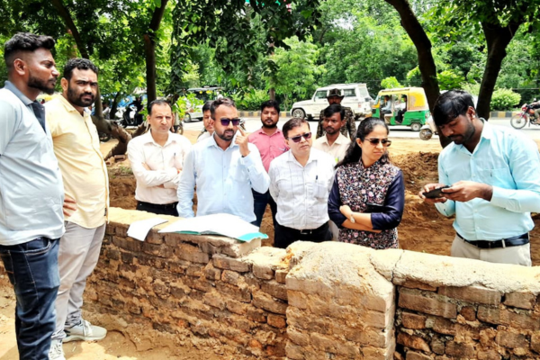 bareilly bda demolishes kamdhenu