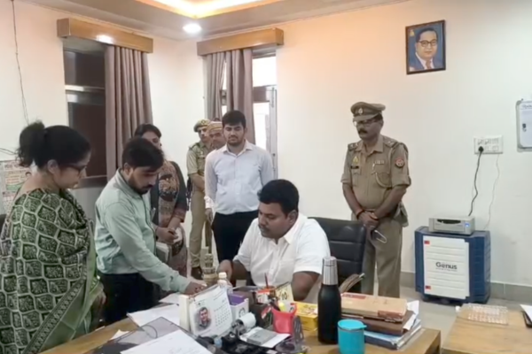 sitapur dm surprise inspection