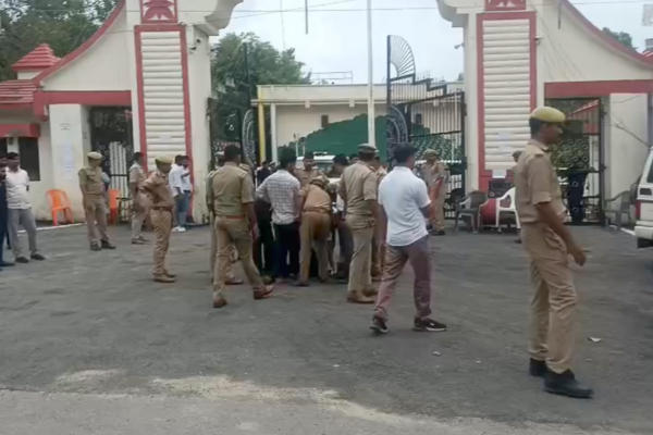 abvp police clash gorakhpur