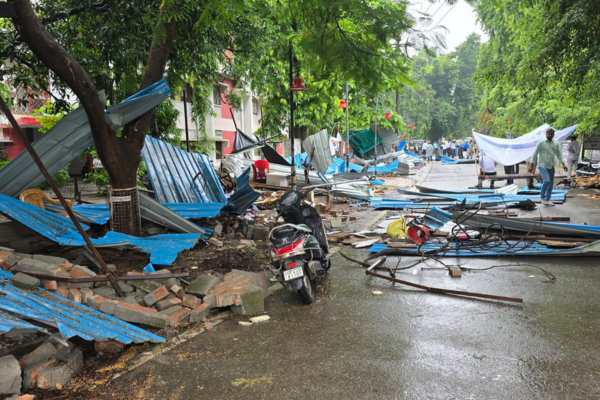 पढ़ाई नहीं होने और मारपीट की शिकायत लेकर चौकी पहुंचा छात्र