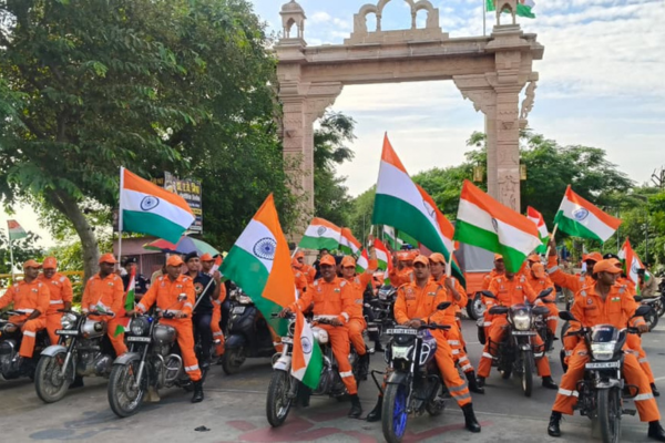 gorakhpur ndrf tiranga bike