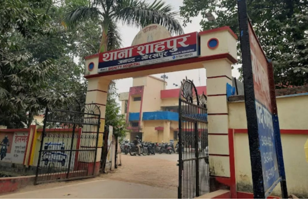 gorakhpur woman doctor blackmail