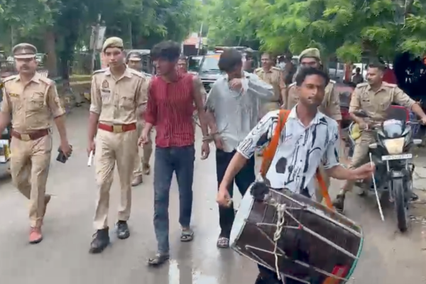 kanpur barra police ravada