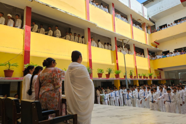 mirzapur students drug free