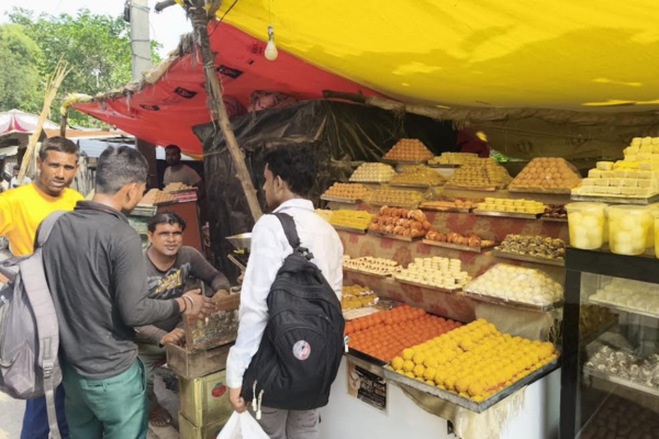 sitapur mahmudabad adulterated sweets