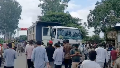 badaun dumper tempo accident