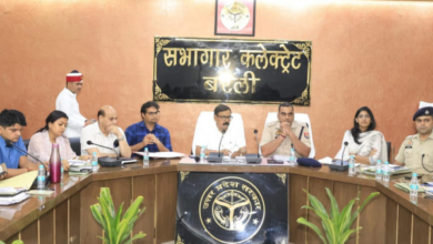 bareilly dm stops salaries