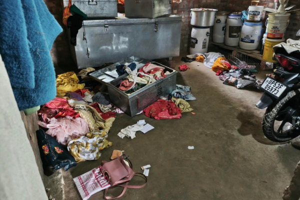 gorakhpur pipiganj house robbery