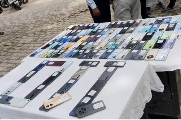 maharajganj police recover
