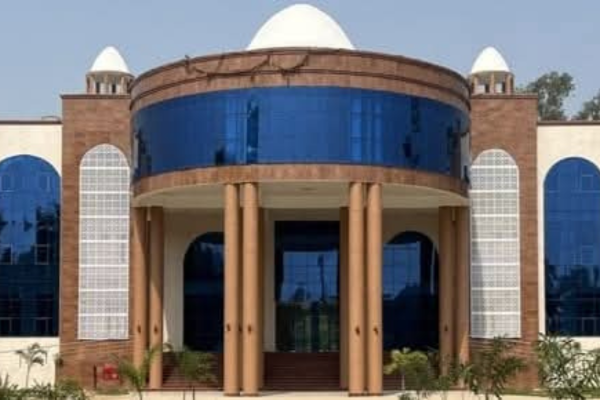 mmmut the world university