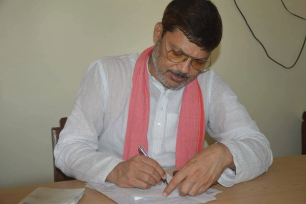 samajwadi party gives six