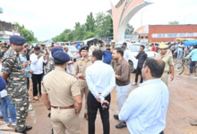 senior officials inspect sonauli