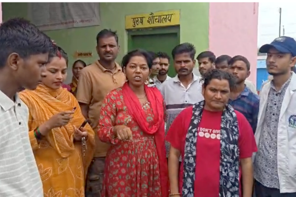sitapur woman allegedly waited