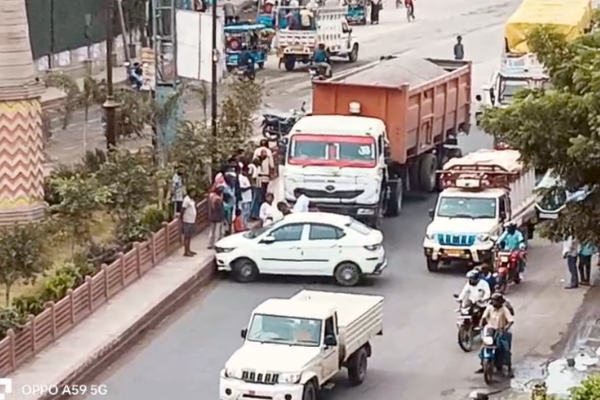 kanpur jajmau dumper car