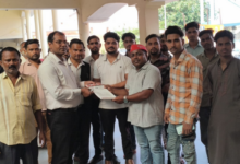 sahaswan sp protest akhilesh